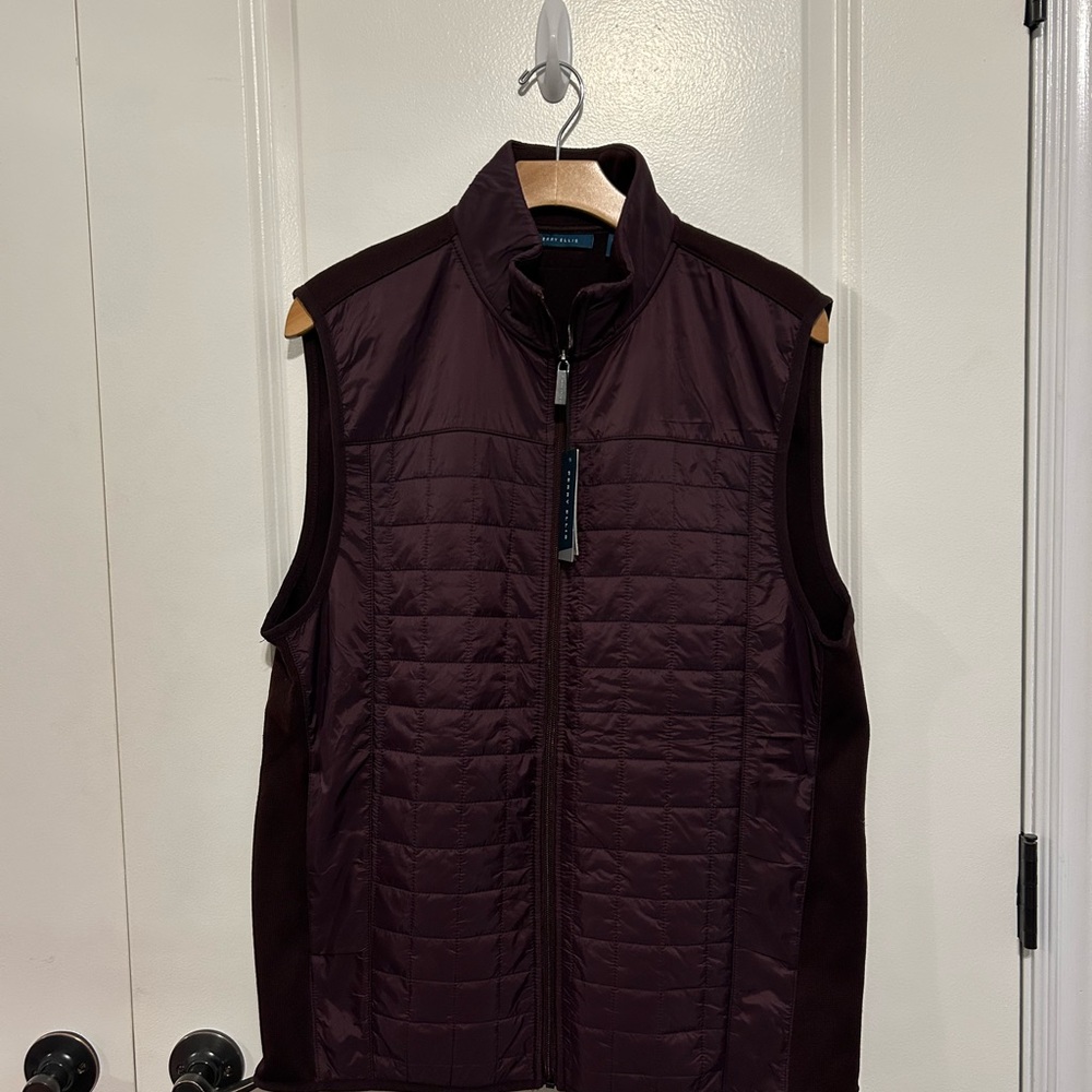 Perry Ellis Men's Deep Burgundy Quilted Vest
